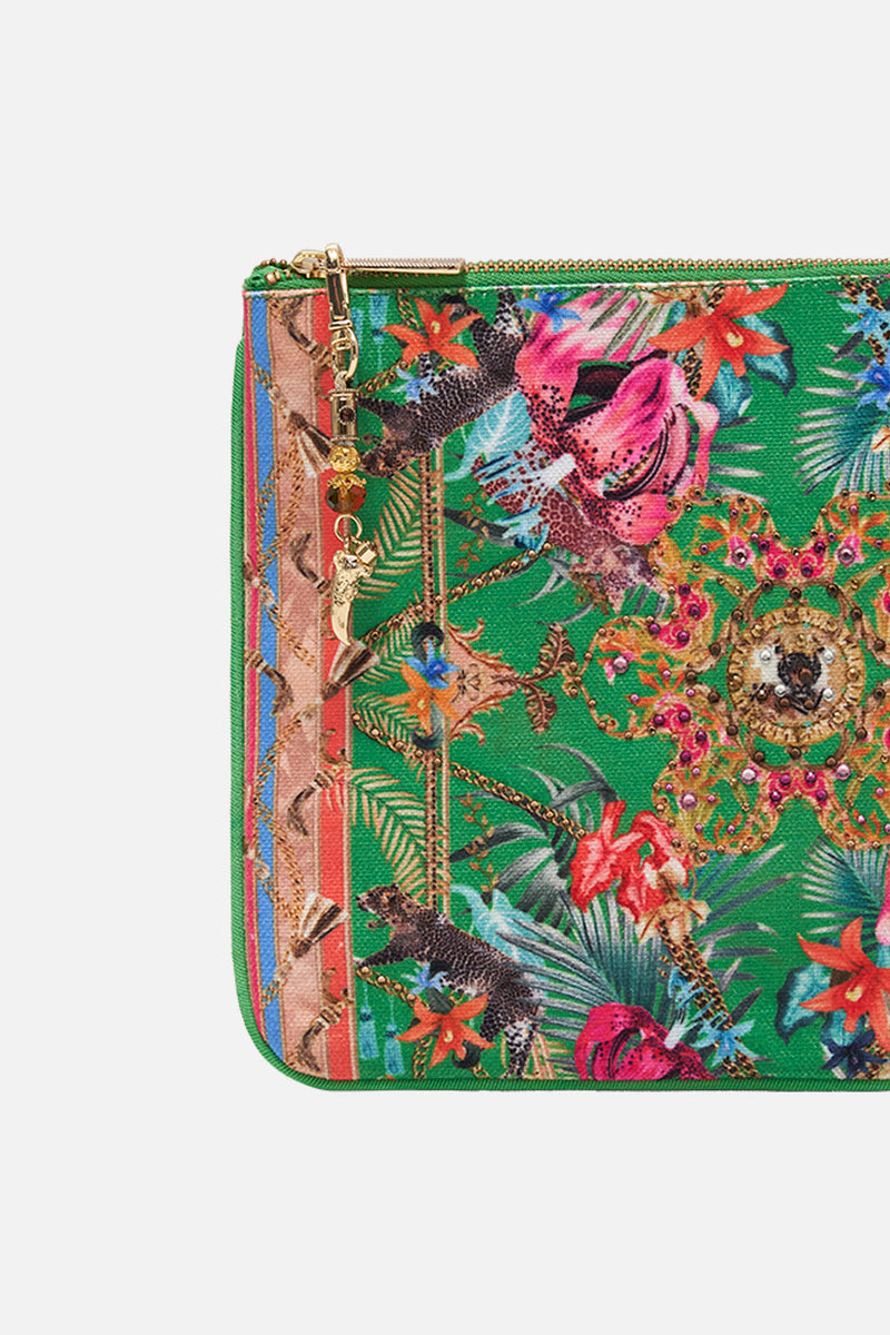 SMALL CANVAS CLUTCH COME AS YOU ARE