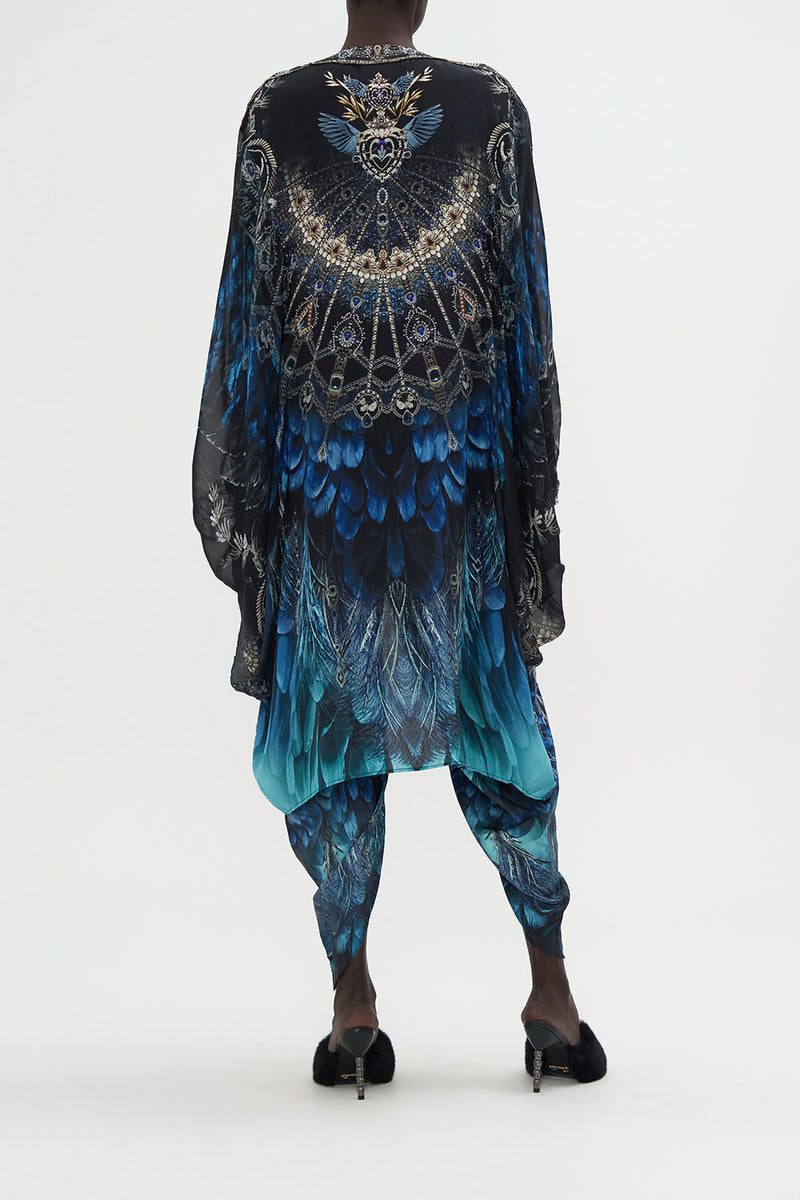 DRAMATIC SLEEVE COCOON LAYER QUEEN ATLANTIS