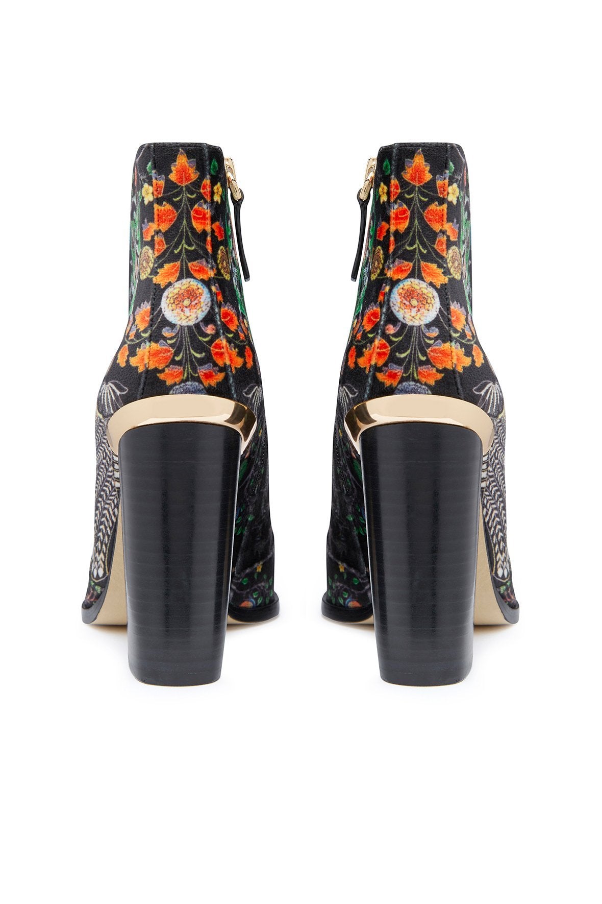 BEHIND CLOSED DOORS CHUNKY HEELED BOOT