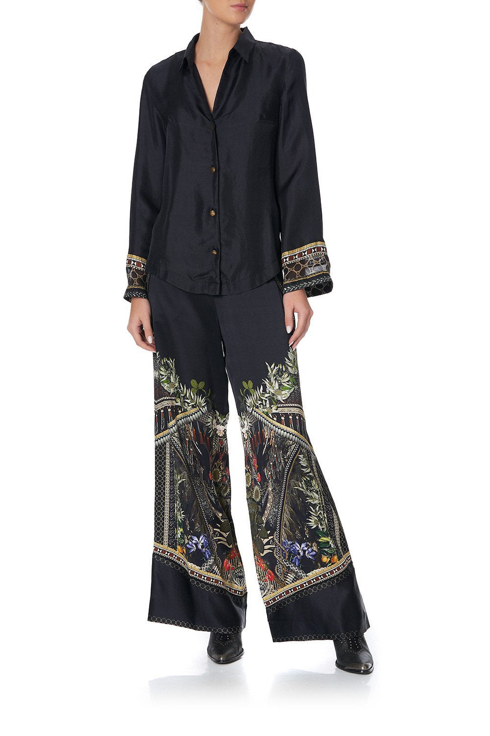 BUTTON DOWN SHIRT WITH CONTRAST BOTANICAL CHRONICLES