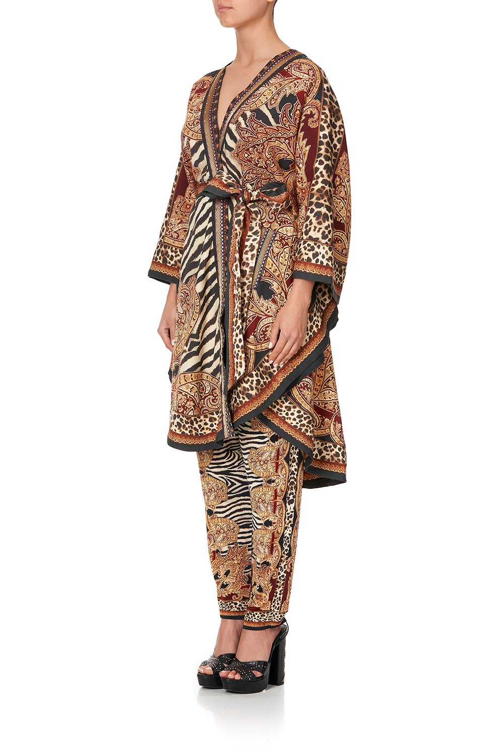 CAPE LAYER WITH BELT WILD FIRE