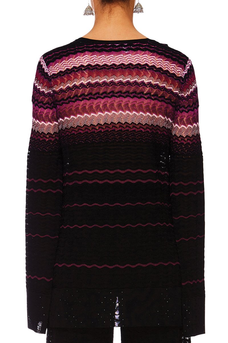 CAMILLA NIGHTS WITH HER FANCY STITCH V NECK