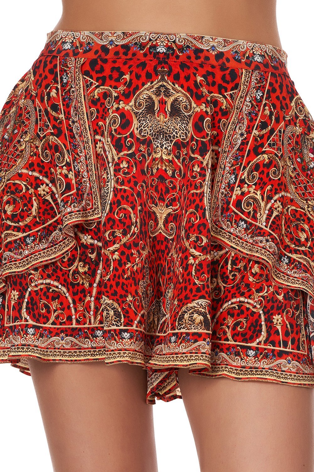 FRONT OVERLAY SHORT SLAVE TO THE RHYTHM