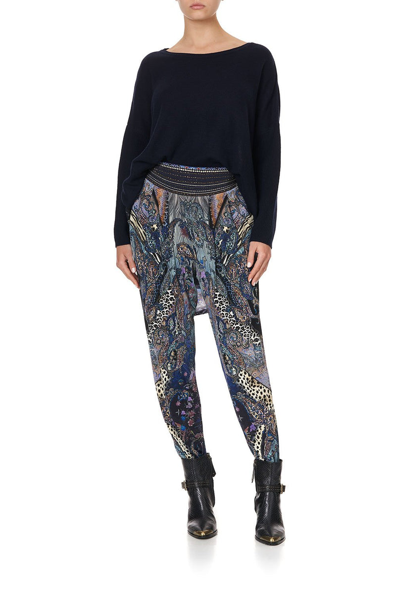 HAREM PANT WITH FRONT PLEATS THE NIGHT WE MET