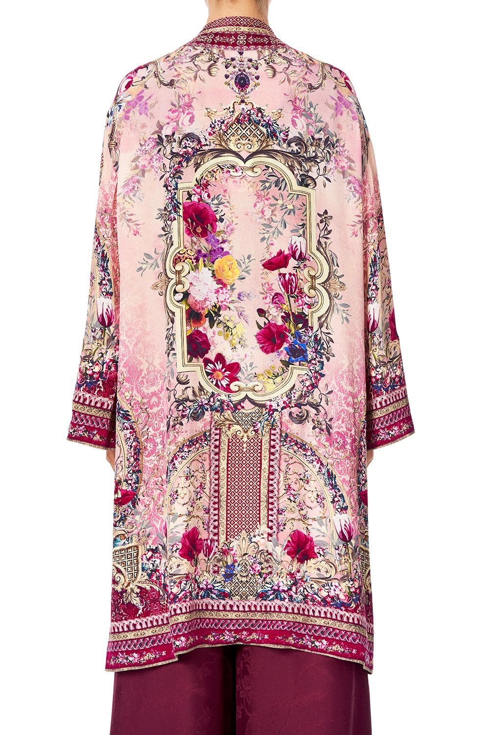 LAYERING WITH NECK BANDS LA BELLE