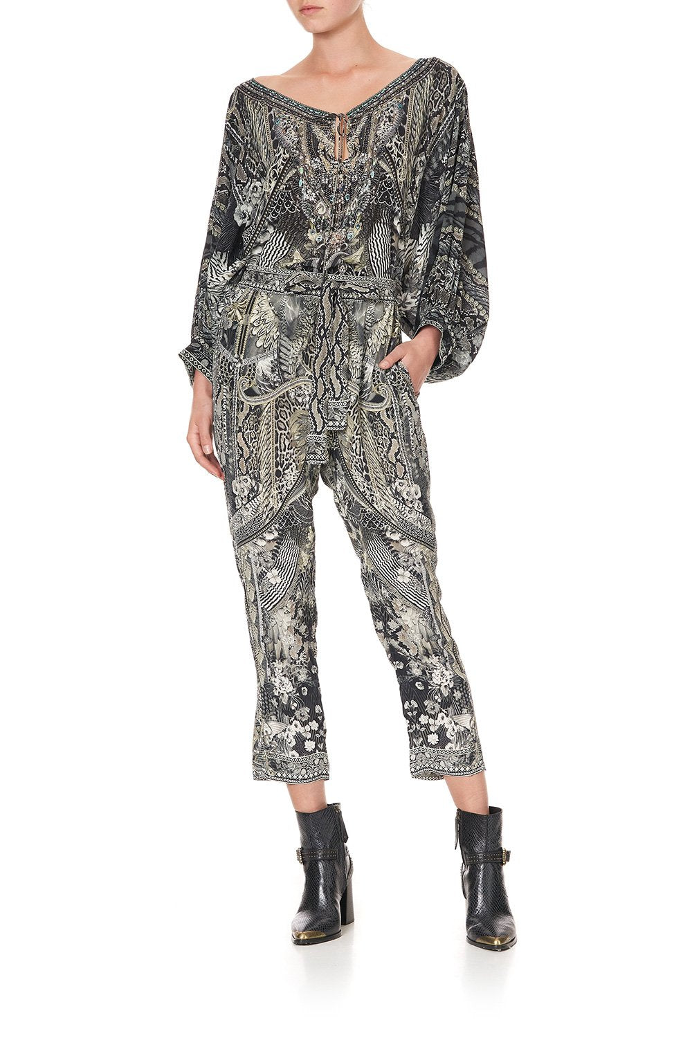 RAGLAN SLEEVE BLOUSE WITH CUFF ONE TRIBE