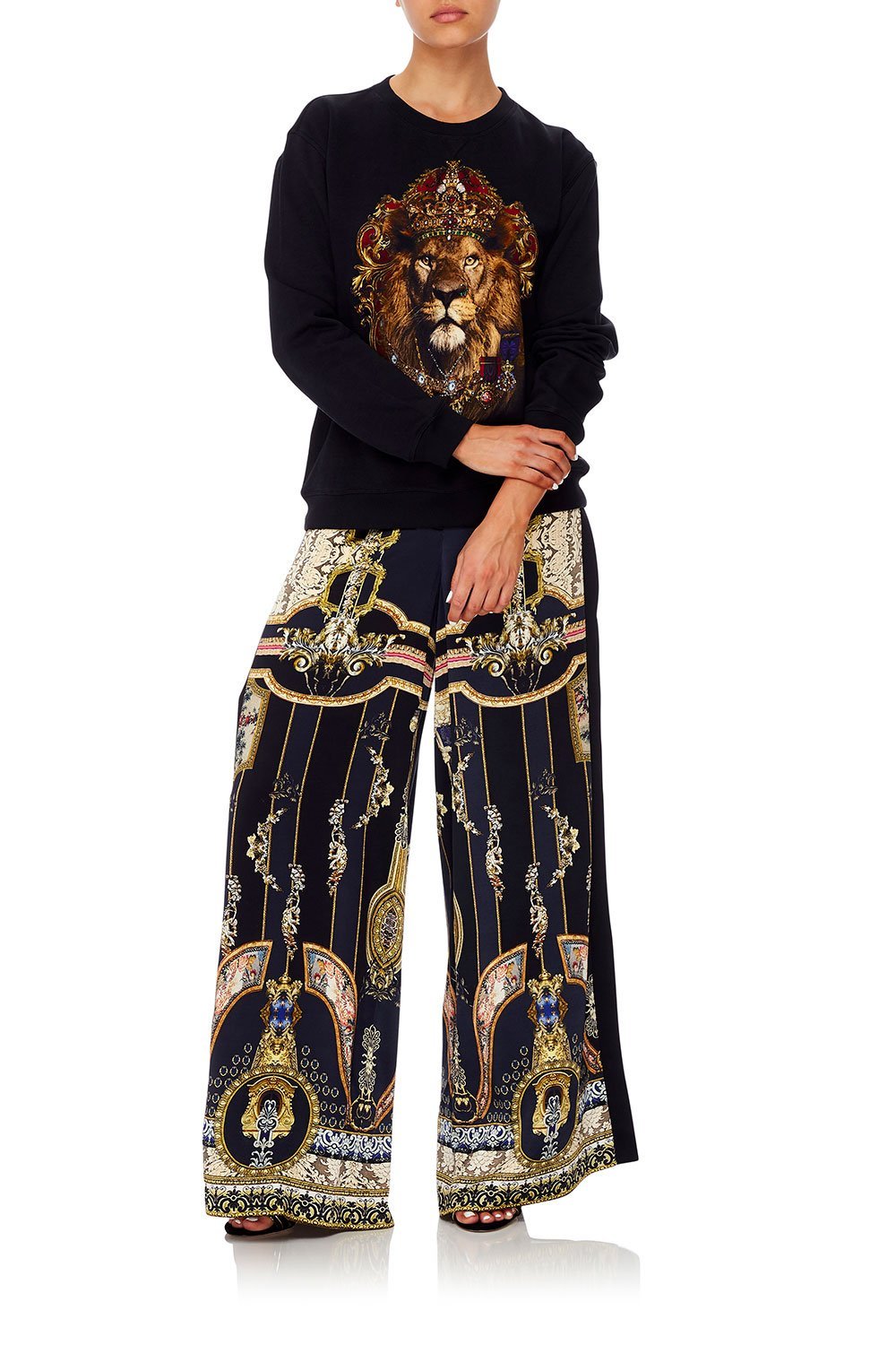 CAMILLA ROUND NECK SWEATER MIDNIGHT MEETING