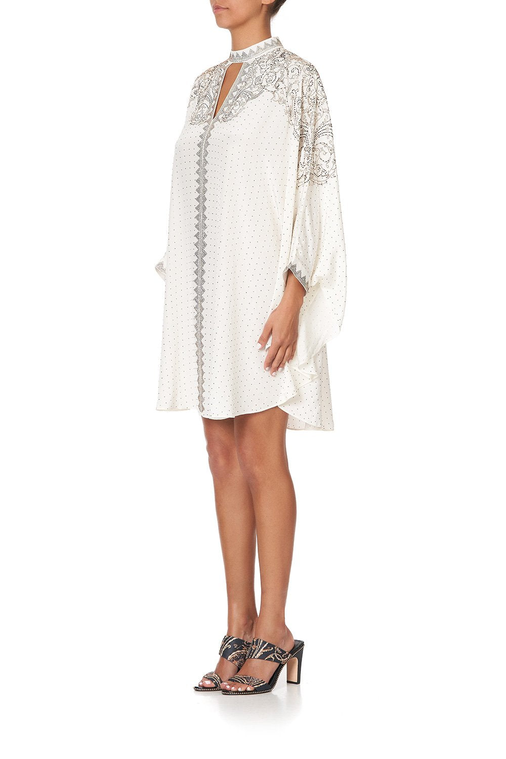 SHORT KAFTAN WITH HIGH NECK LUXE CREAM