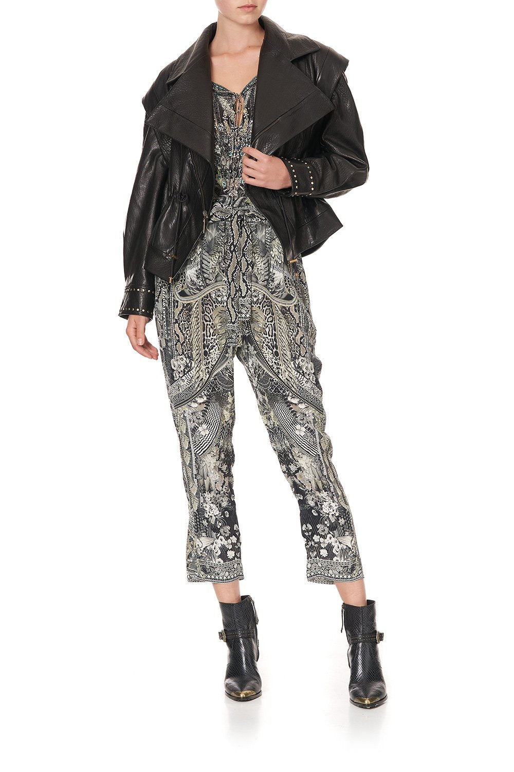 VEST DETAIL JACKET WITH REMOVABLE SLEEVE SLAVE TO THE RHYTHM