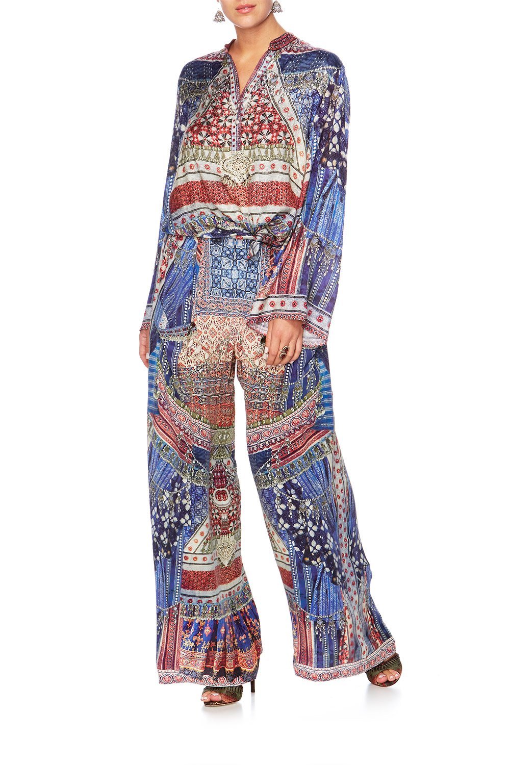 OVERNIGHT BAG WIDE SLEEVE BUTTON UP BLOUSE