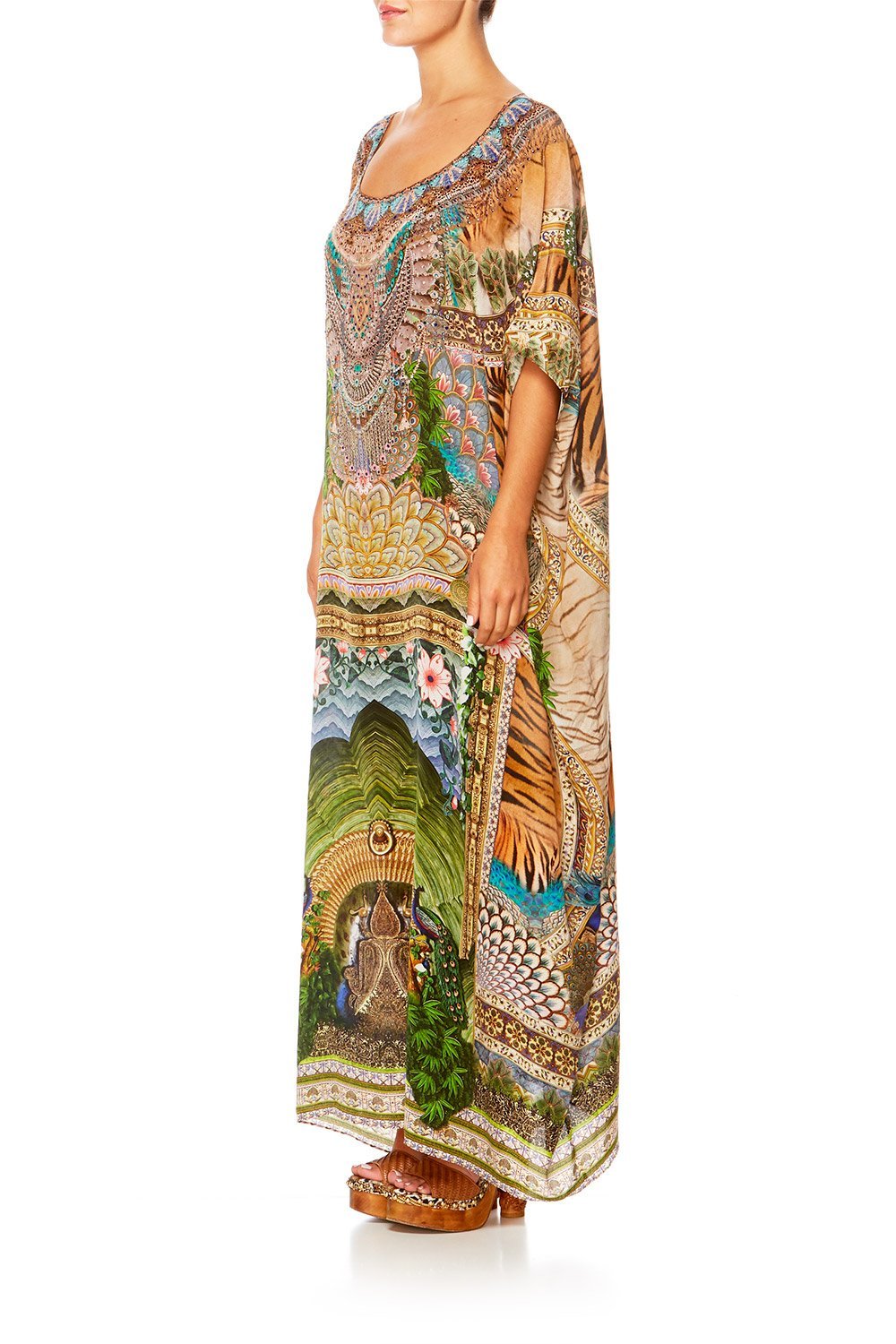 A WOMANS WISDOM ROUND NECK KAFTAN