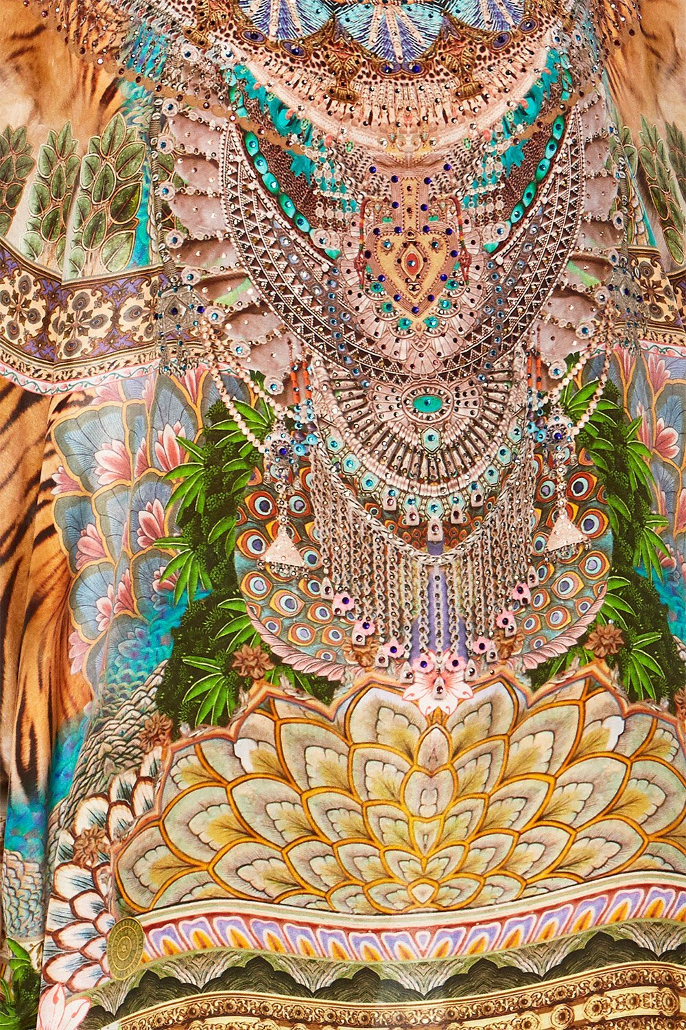 A WOMANS WISDOM ROUND NECK KAFTAN