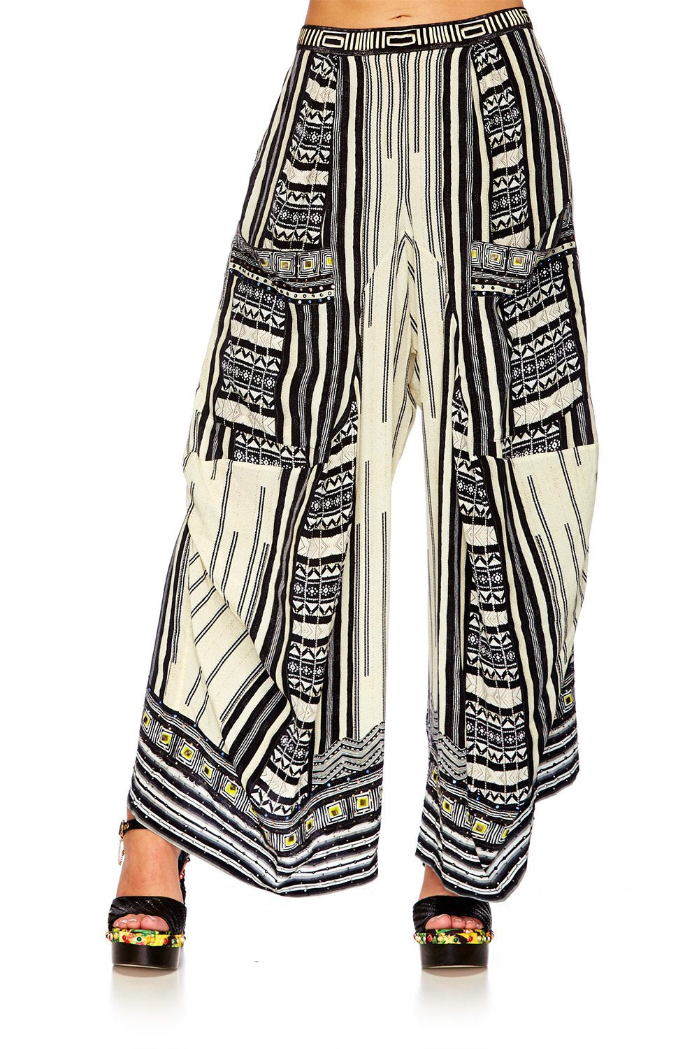 BETWEEN THE LINES WIDE LEG TROUSER W POCKETS