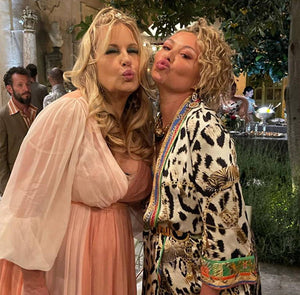 CAMILLA x The White Lotus, Image of Camilla Franks with actress Jennifer Coolidge