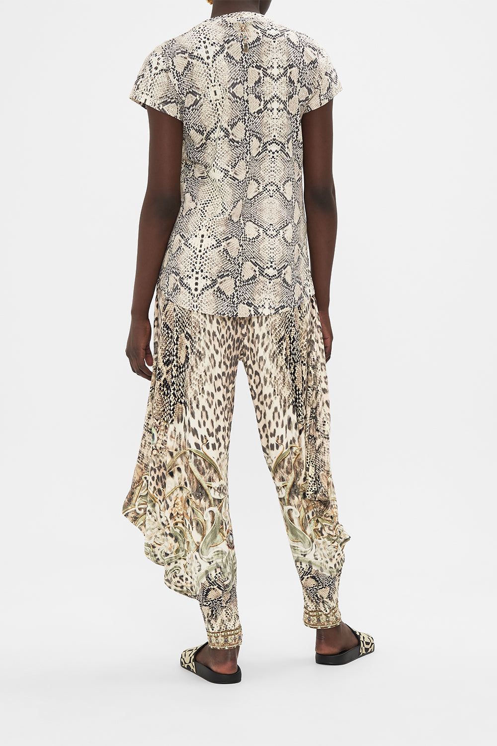 CAMILLA fitted t shirt in Looking Glass Houses print