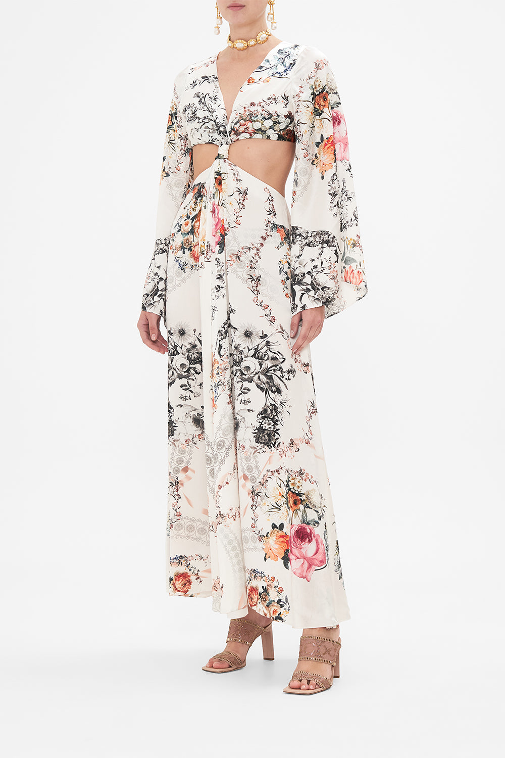 The CAMILLA SCARF CLUTCH SUNFLOWERS ON MY MIND in our SUNFLOWERS ON MY MIND print.