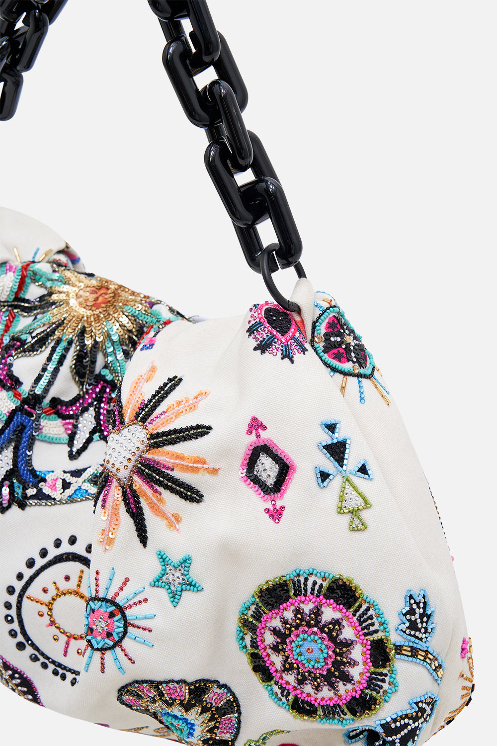 OVERSIZED CLUTCH WITH CHAIN NUBIAN WONDERLAND