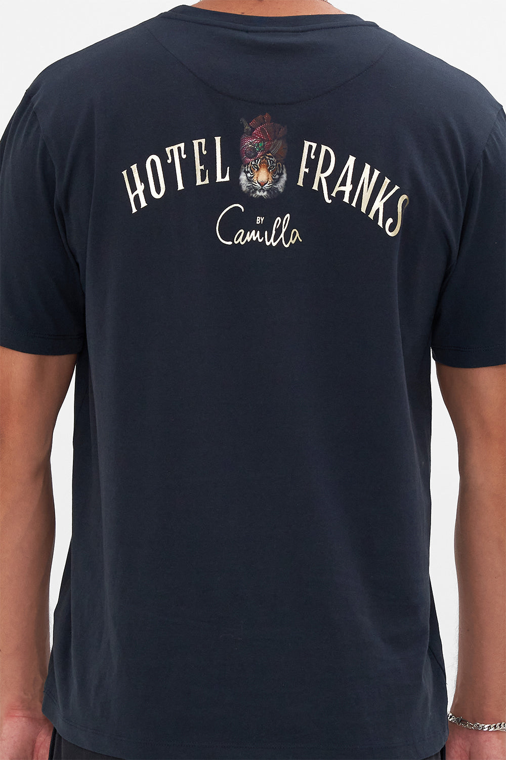 RELAXED FIT TEE ROLE CALL