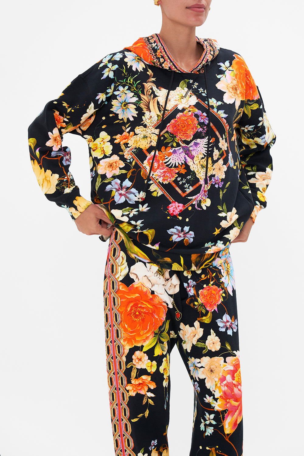 HOODY WITH POCKETS SECRET HISTORY