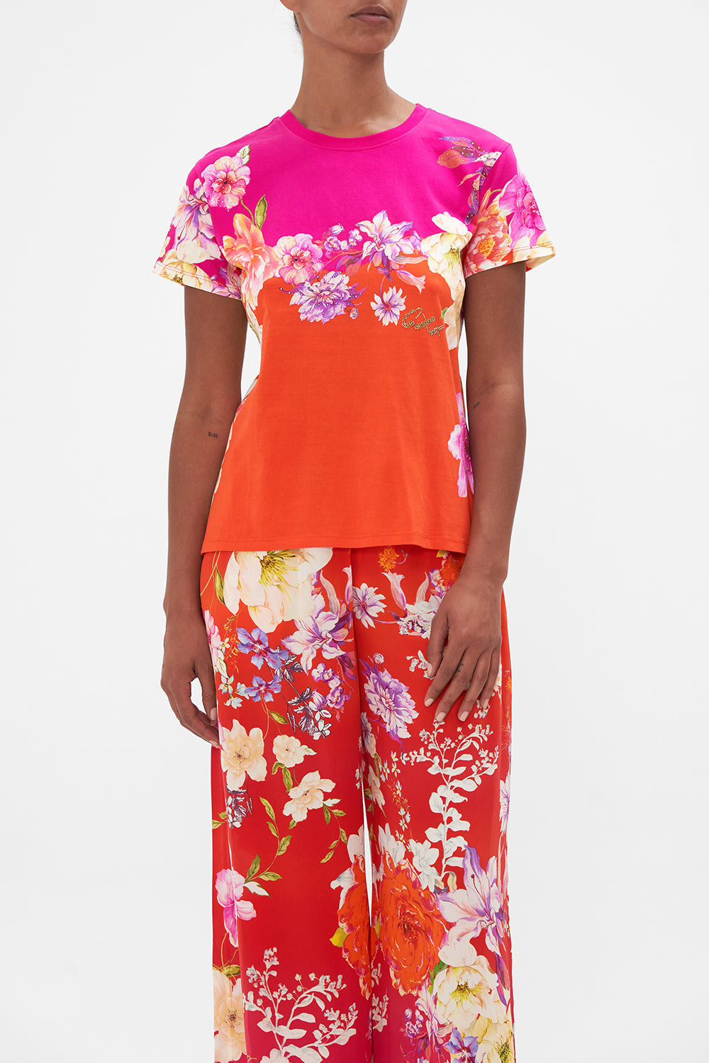 EASY TEE - ALL OVER PRINT KISS AND TELL