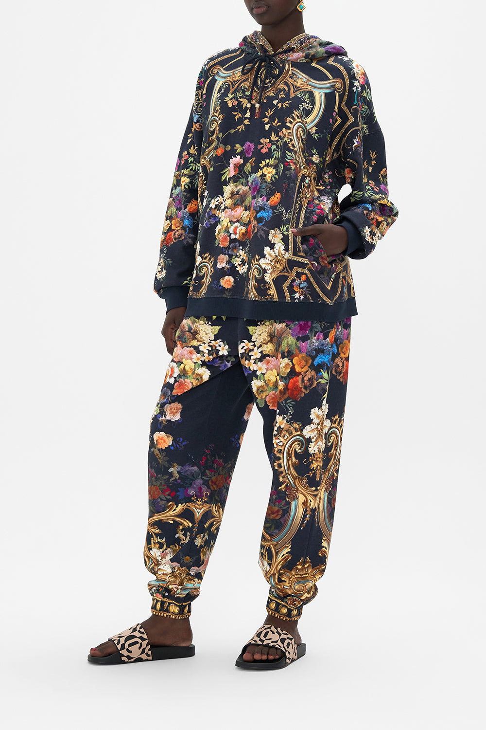 HOODY WITH POCKETS PLAY YOUR CARDS RIGHT