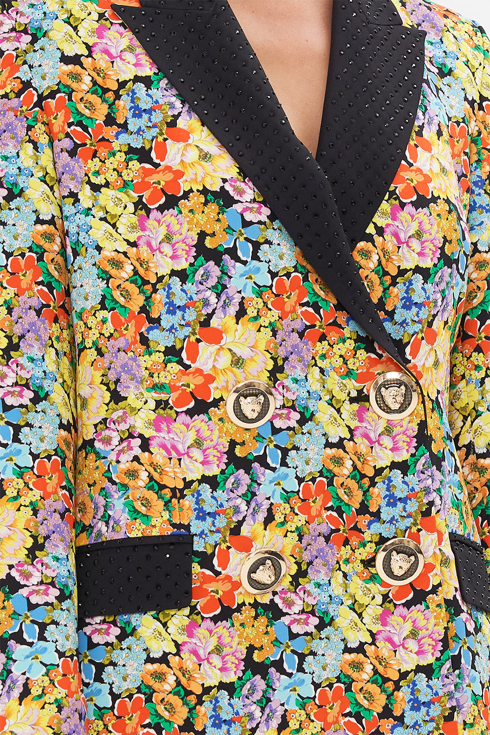 The CAMILLA WING COLLAR KAFTAN DEAR AMORE MIO in our  print.