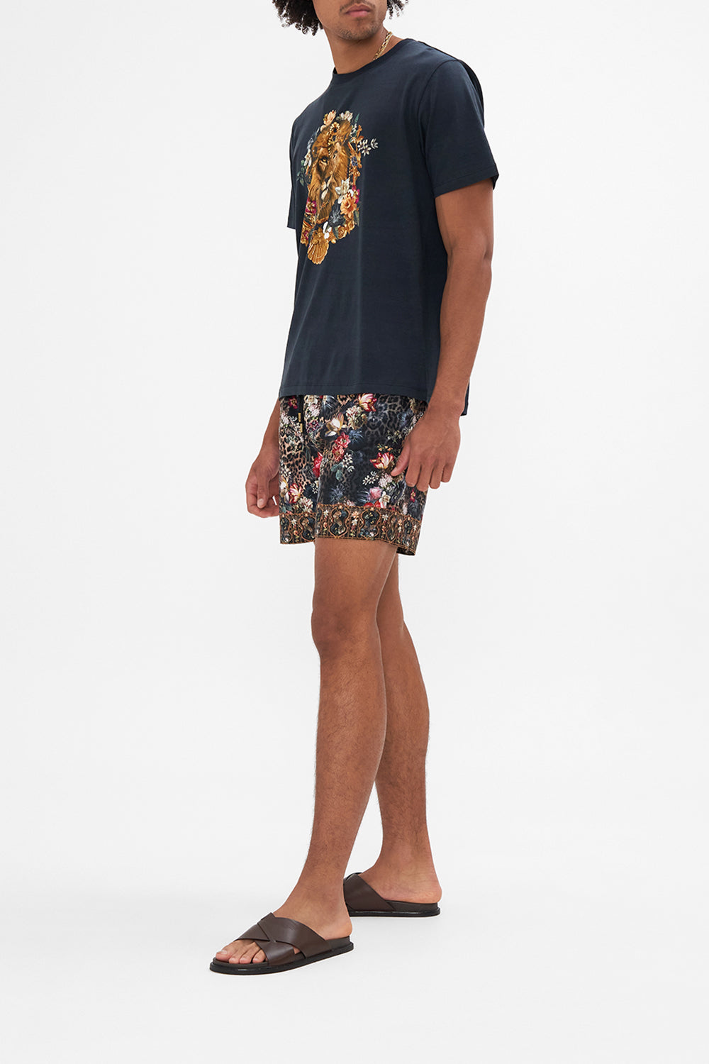 RELAXED FIT TEE A NIGHT AT THE OPERA