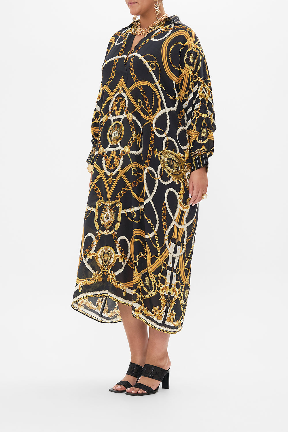 WING COLLAR KAFTAN COAST TO COAST