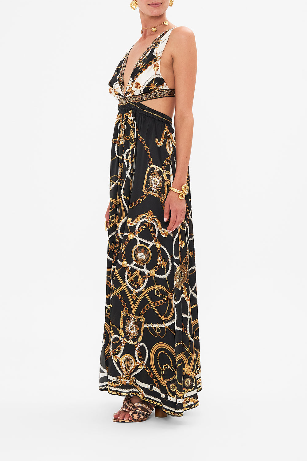 The CAMILLA SHORT ROUND NECK KAFTAN PALAZZO PLAY DATE in our  print.