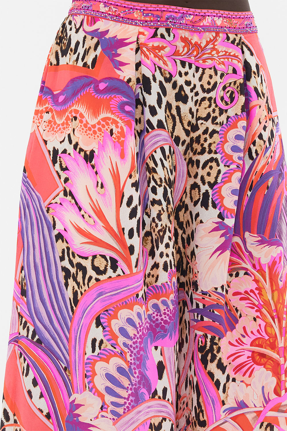 Detail view of model wwearing CAMILLA silk pants in Viola Vintage print 