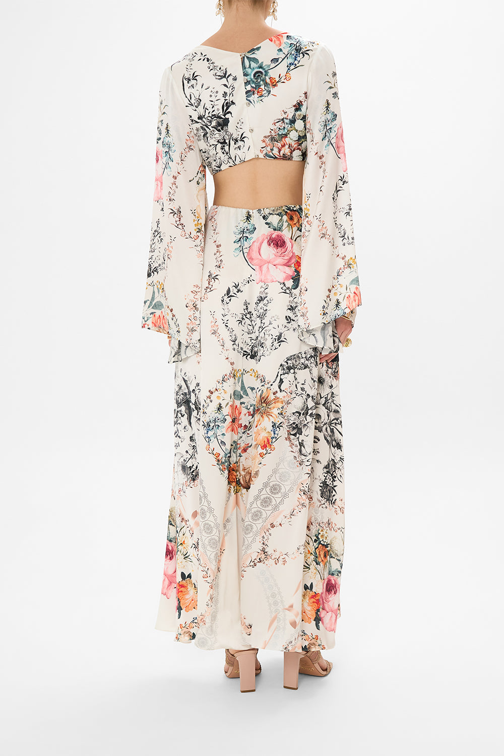 The CAMILLA SHIRT TUNIC WITH POCKETS NOUVEAU NOIR in our  print.