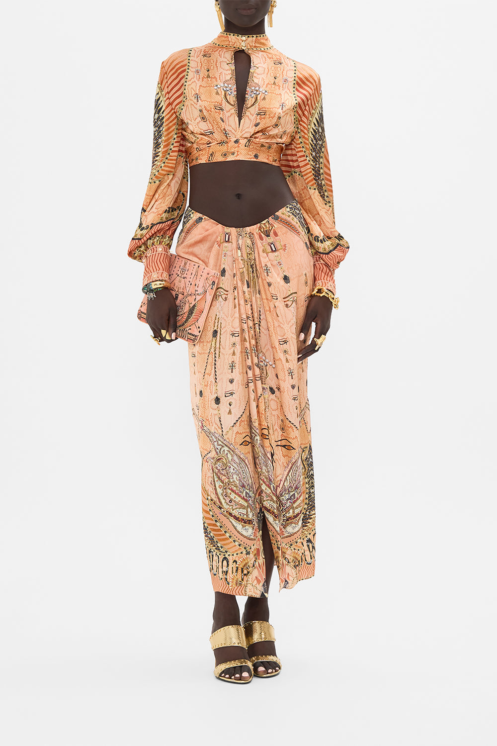 The CAMILLA OVERSIZED SHIRT MIDNIGHT MUSES in our MIDNIGHT MUSES print.