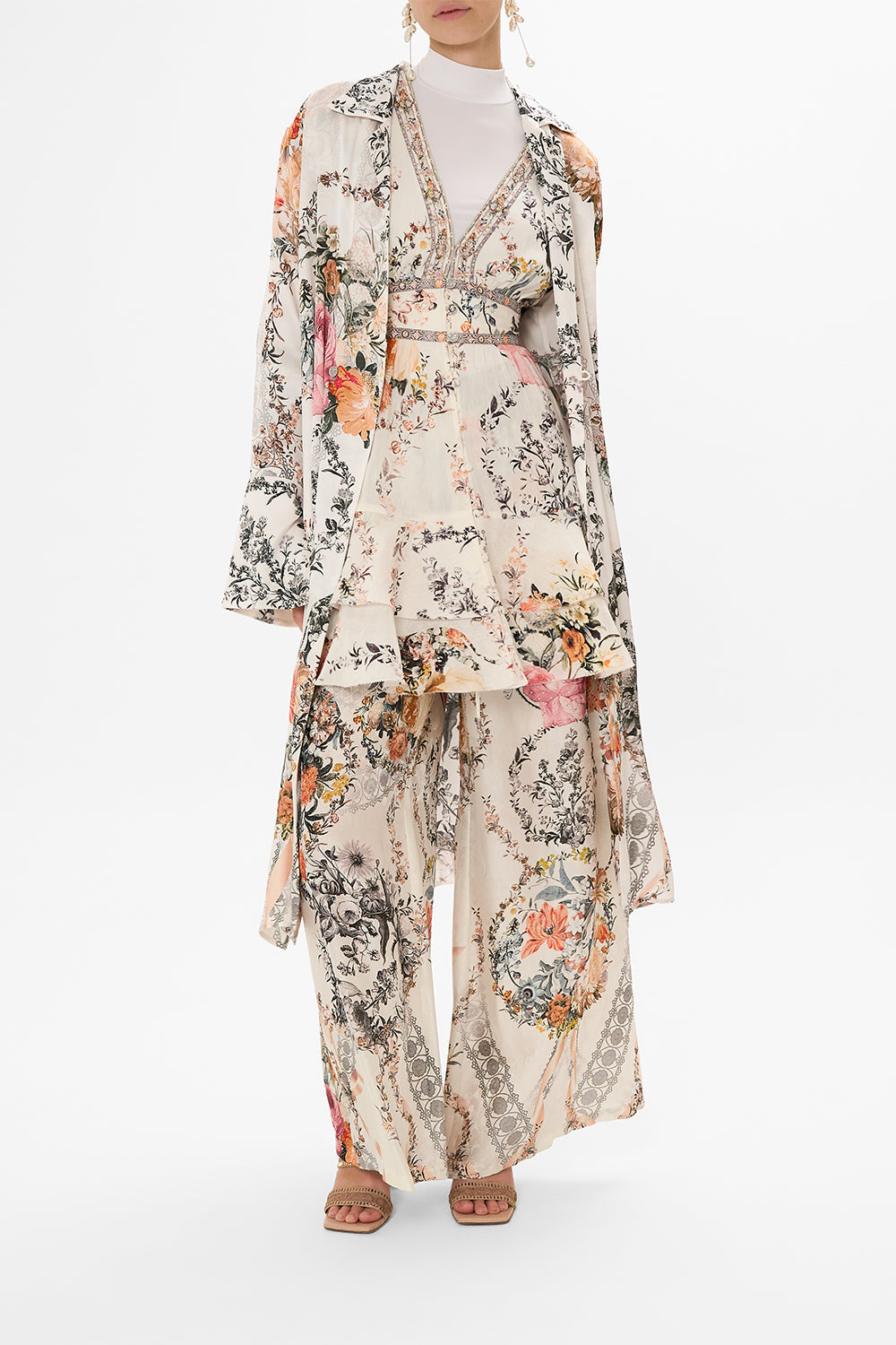 CAMILLA white floral print silk coat in De Haar Memoirs print