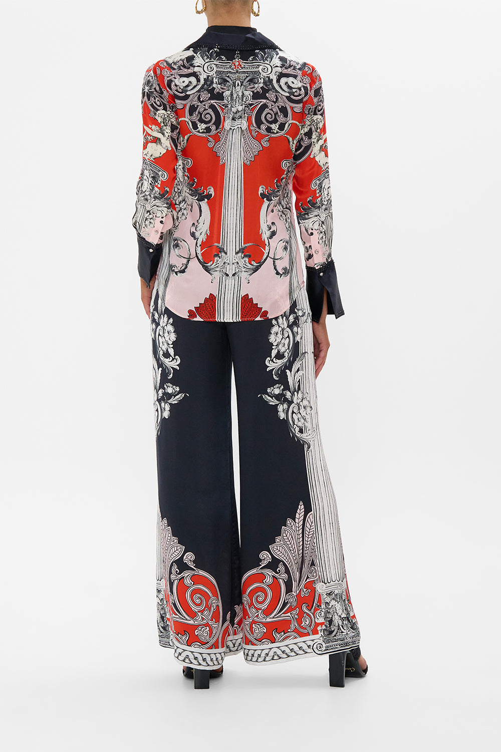 The CAMILLA JERSEY SPLICED TIERED SKIRT FOLK FABULOUS in our  print.