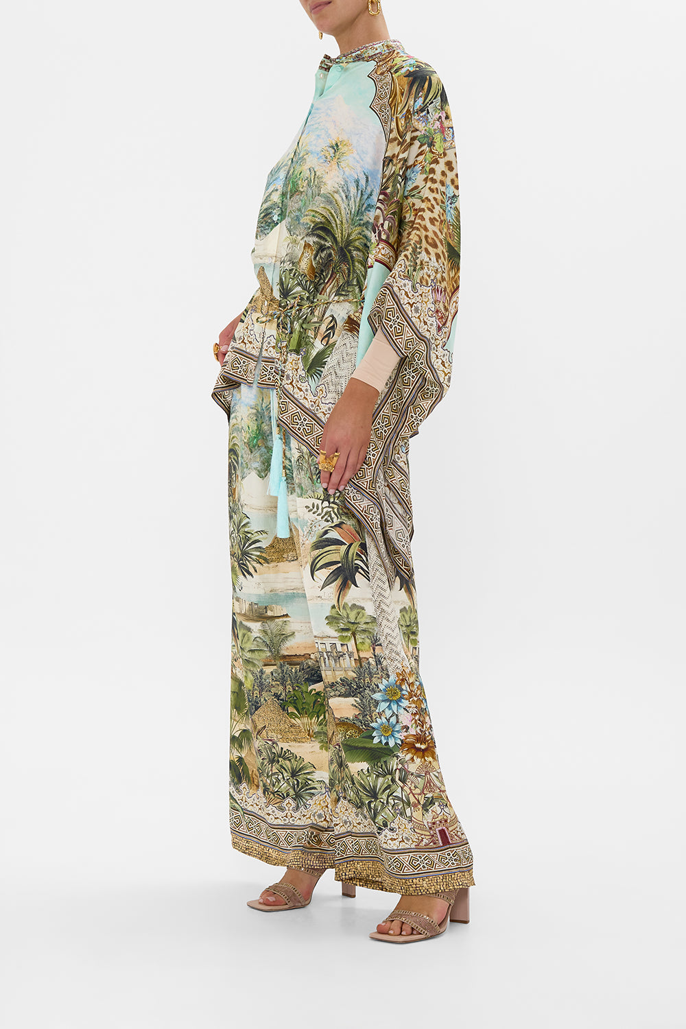 STRAIGHT LEG PANT VIEWS OF THE VALLEY