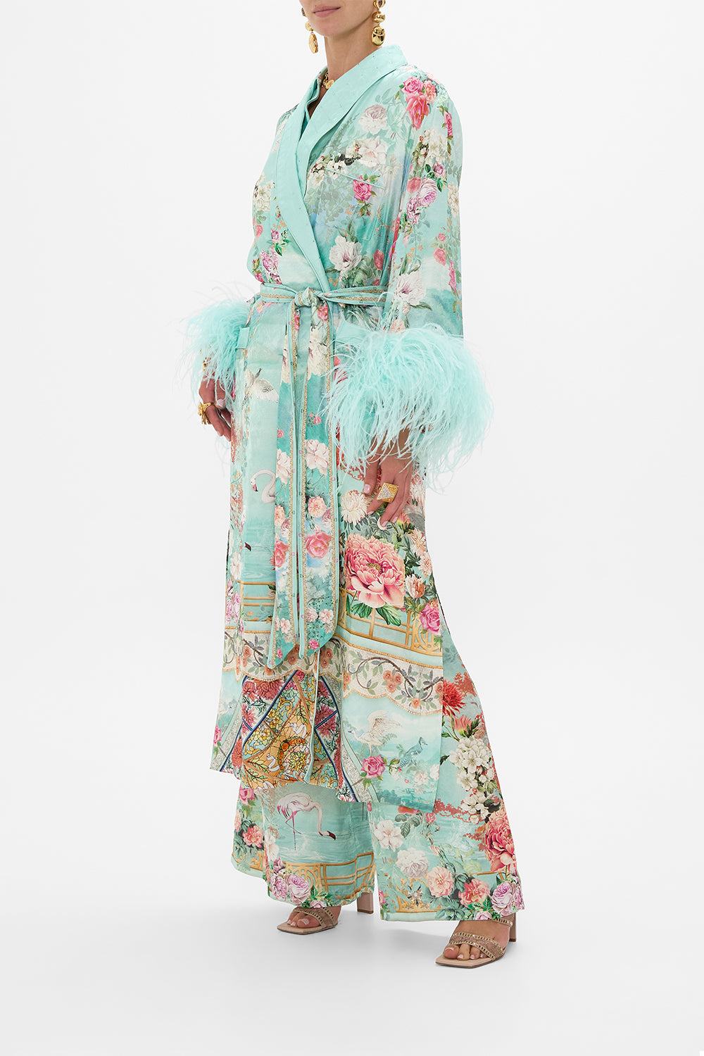 LONG ROBE WITH FLARED SLEEVE THE JEWELLERY MUSEUM