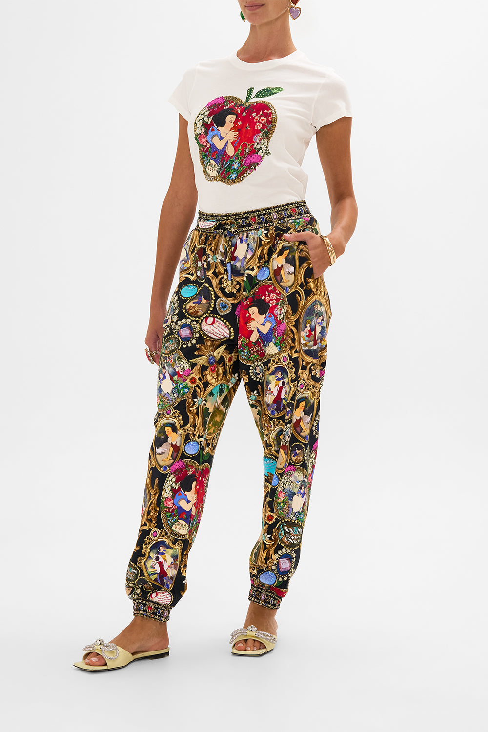 Disney CAMILLA t shirt in Happily Ever After print