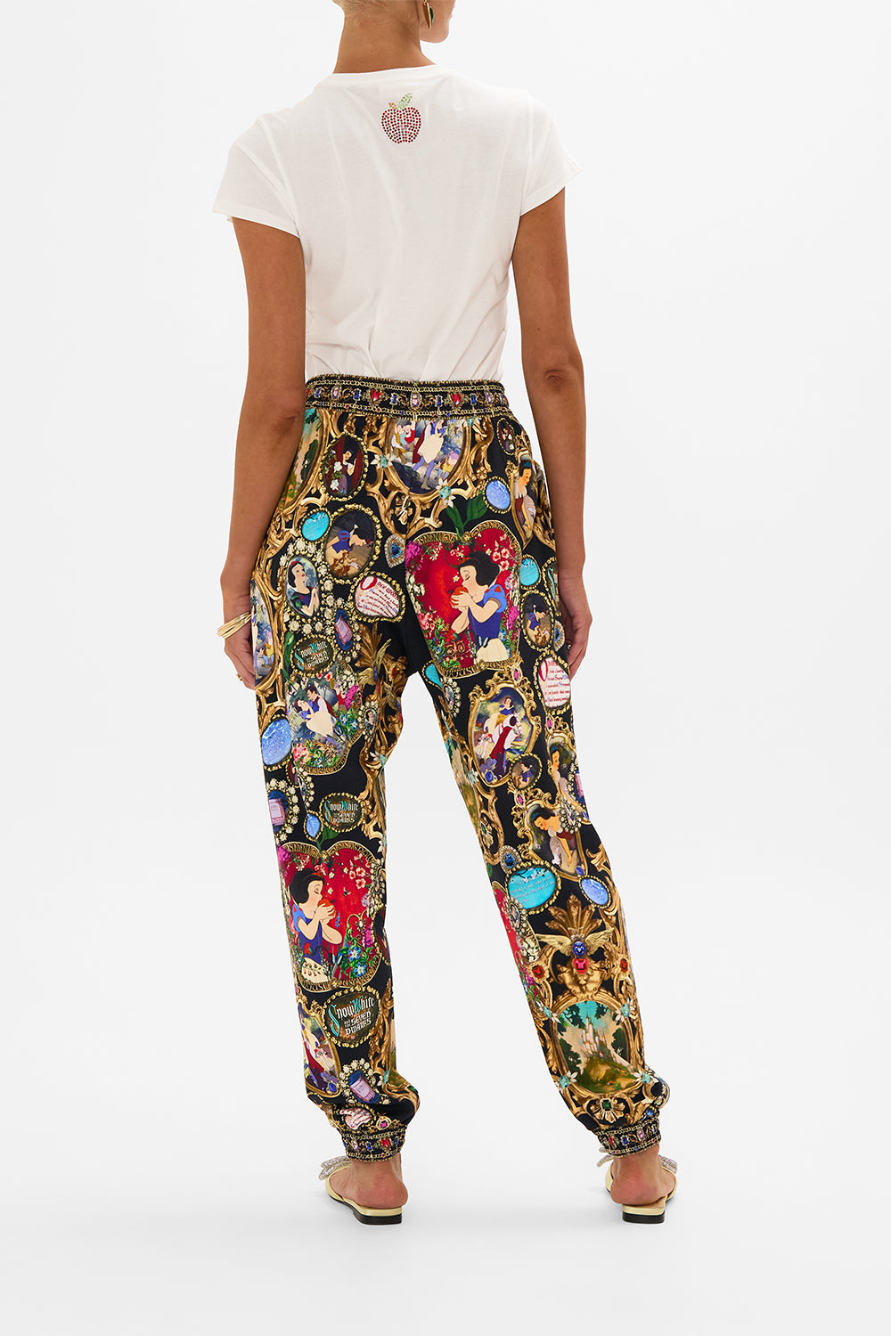 Disney CAMILLA t shirt in Happily Ever After print