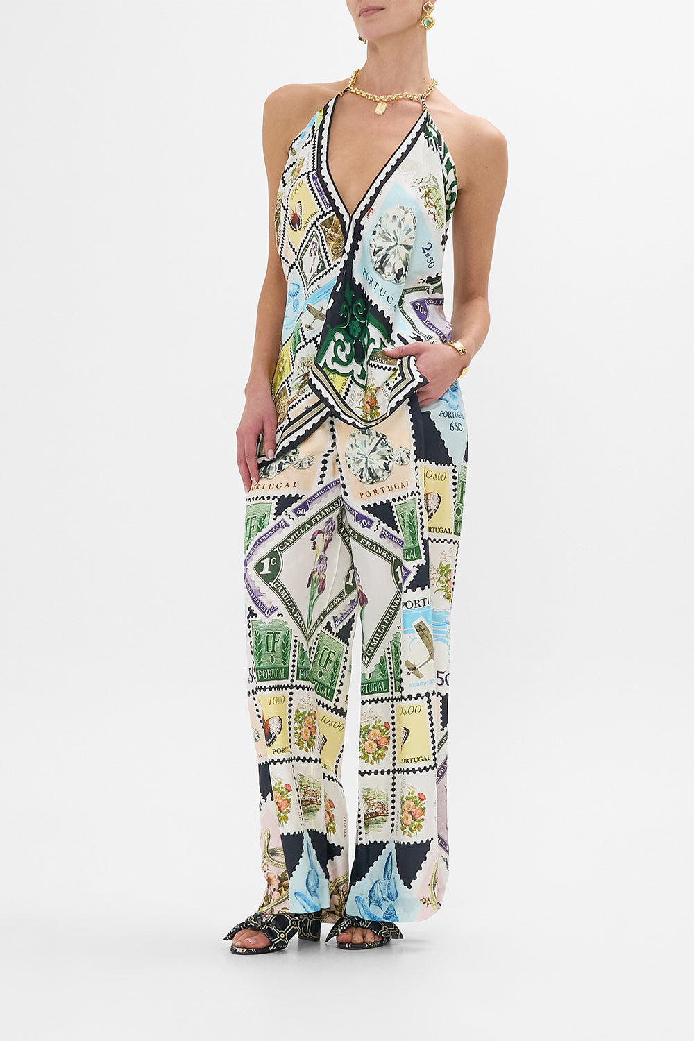 The CAMILLA DROPPED SHOULDER SWEAT SHIRT PALACIO POETRY in our  print.