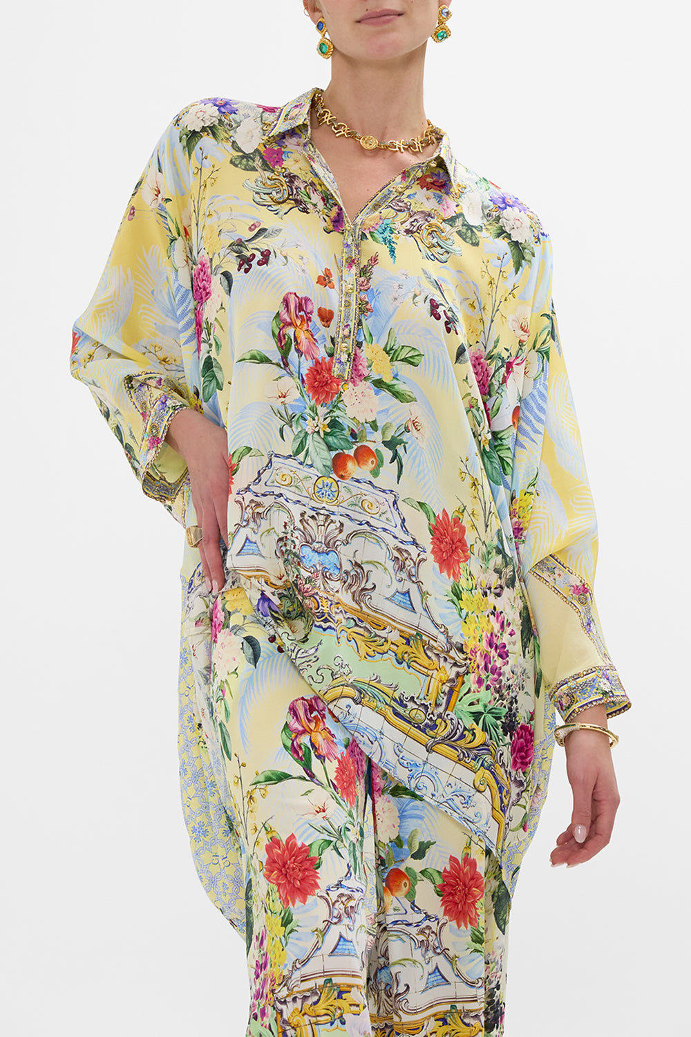 BUTTON UP TOP WITH DRAPED BACK FLOR FANTÁSTICA