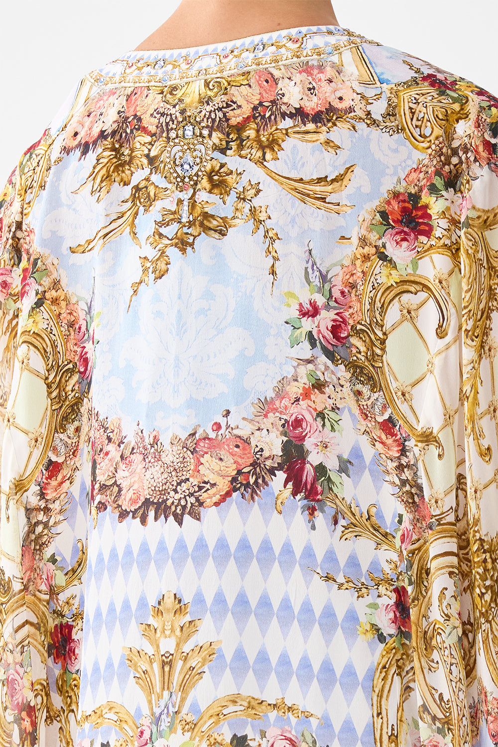 DRAMATIC SLEEVE COCOON LAYER THRONE GAMES