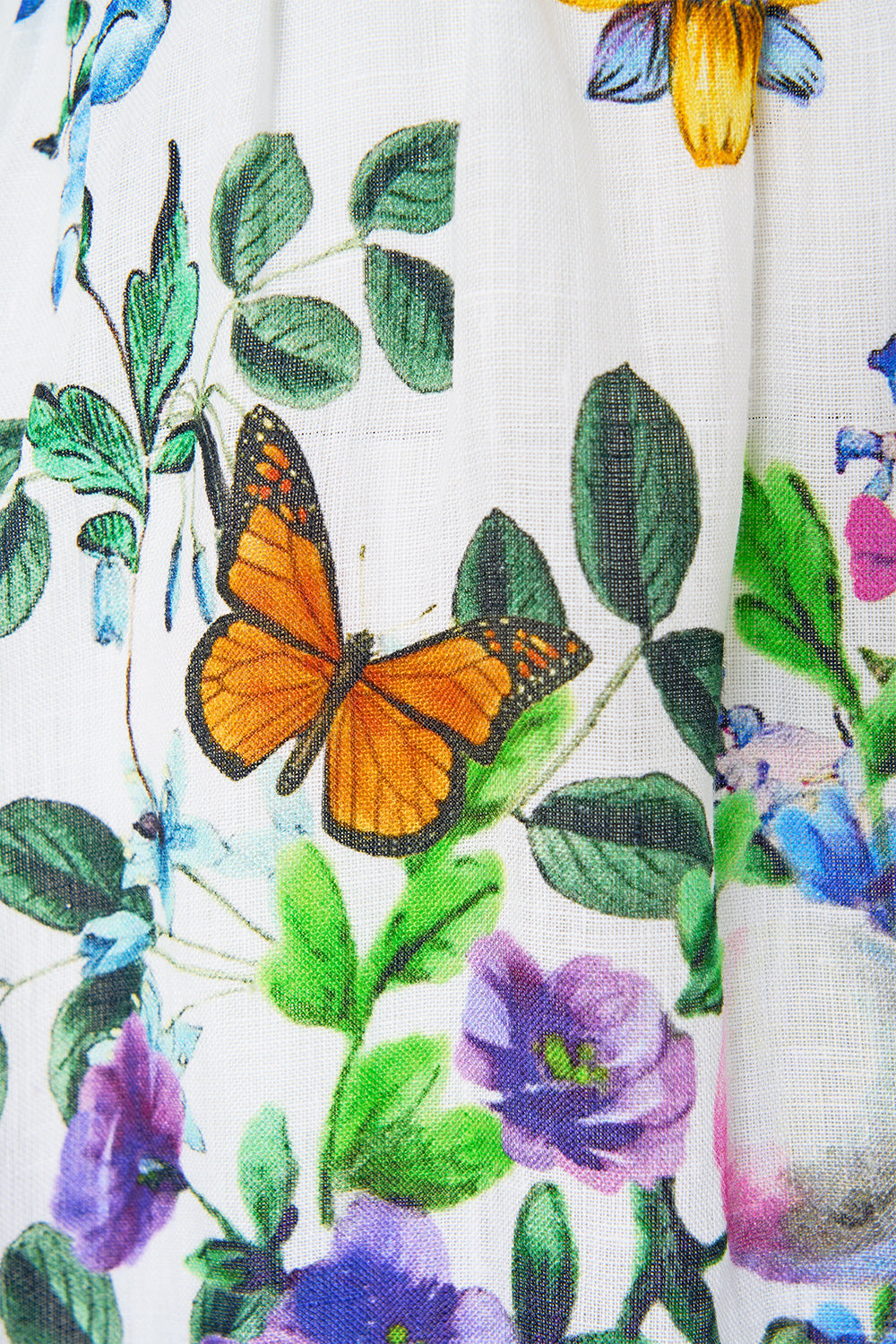 The CAMILLA BUTTON THROUGH BLOUSON SLEEVE BLOUSE ORNATE ON A PLATE in our  print.