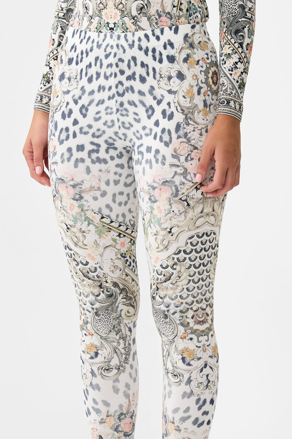 The CAMILLA Leggings in our Marble Heaven print.