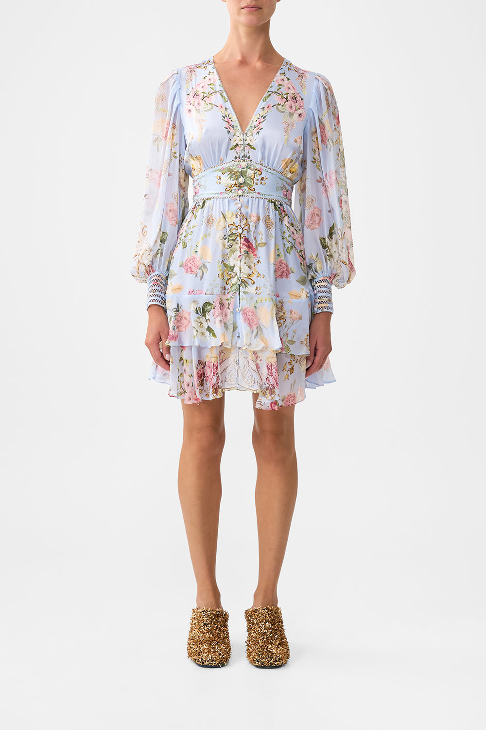 The CAMILLA CROPPED RELAXED SHIRT A CERAMIC GARDEN in our  print.