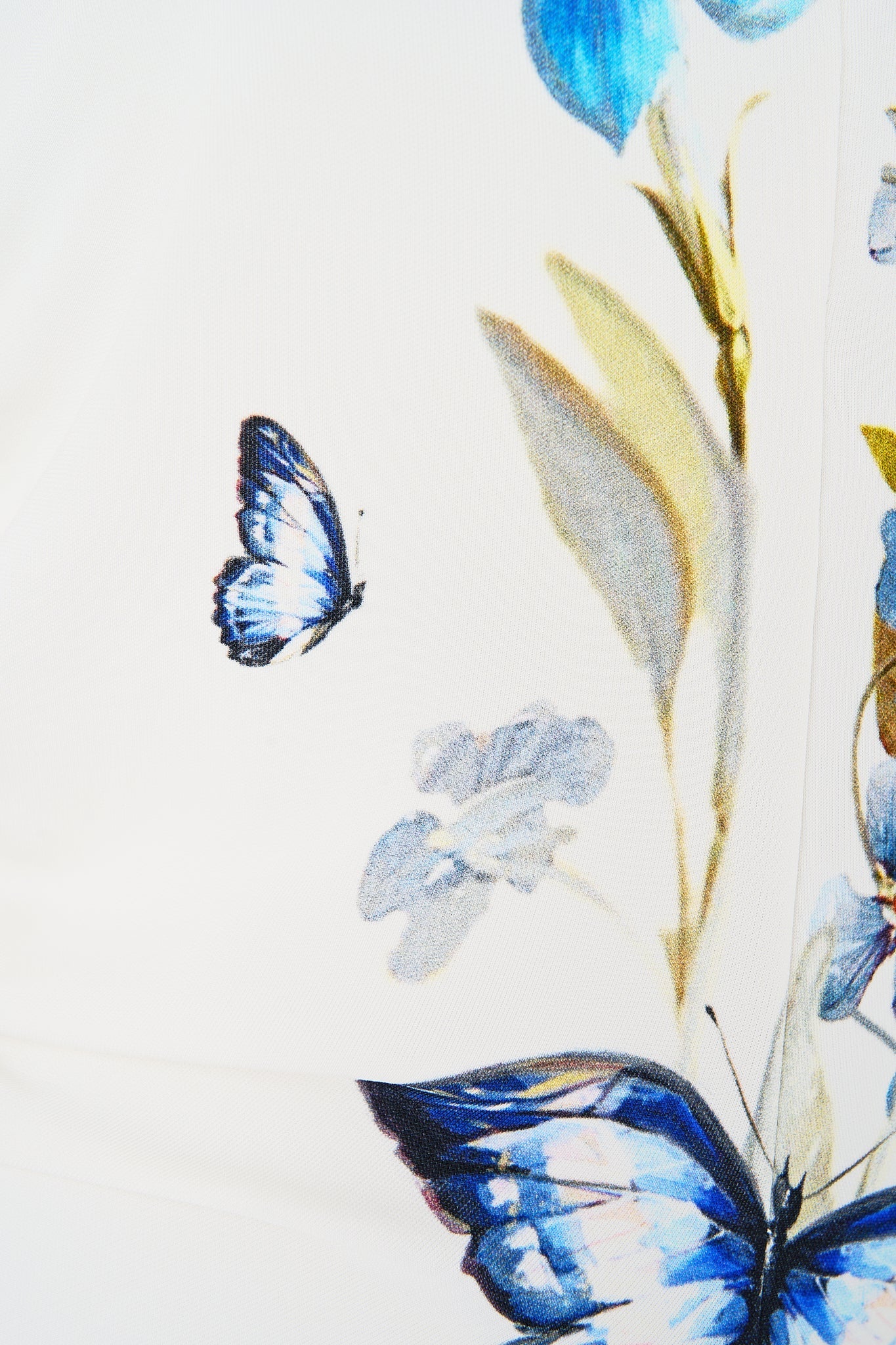The CAMILLA COLLARED BUTTON THROUGH DRESS MY LUCKY STARS in our  print.