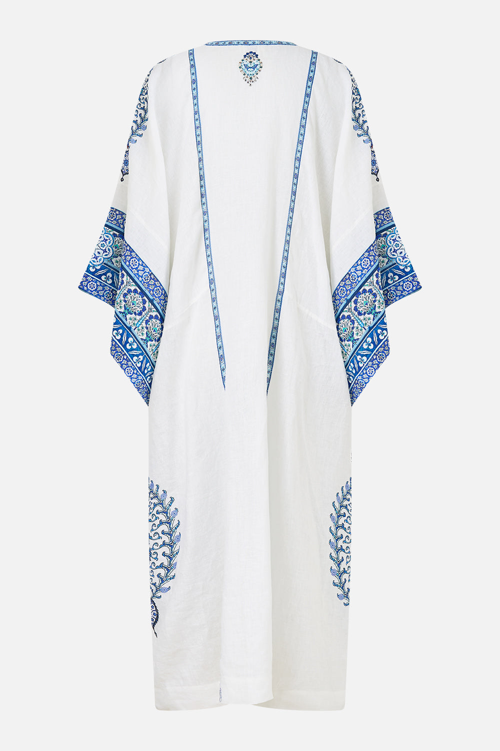 The CAMILLA HOODIE WITH SIDE POCKETS NOTES FROM THE ROAD in our  print.