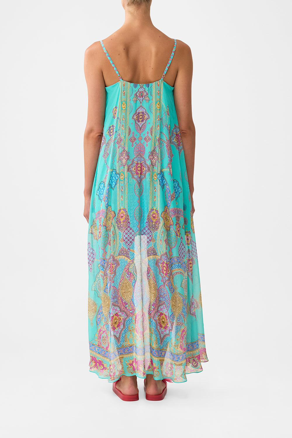 The CAMILLA WAIST TIE SHIRT DRESS WITH BUBBLE SLEEVE HIGH CLASS HOOKAH in our  print.