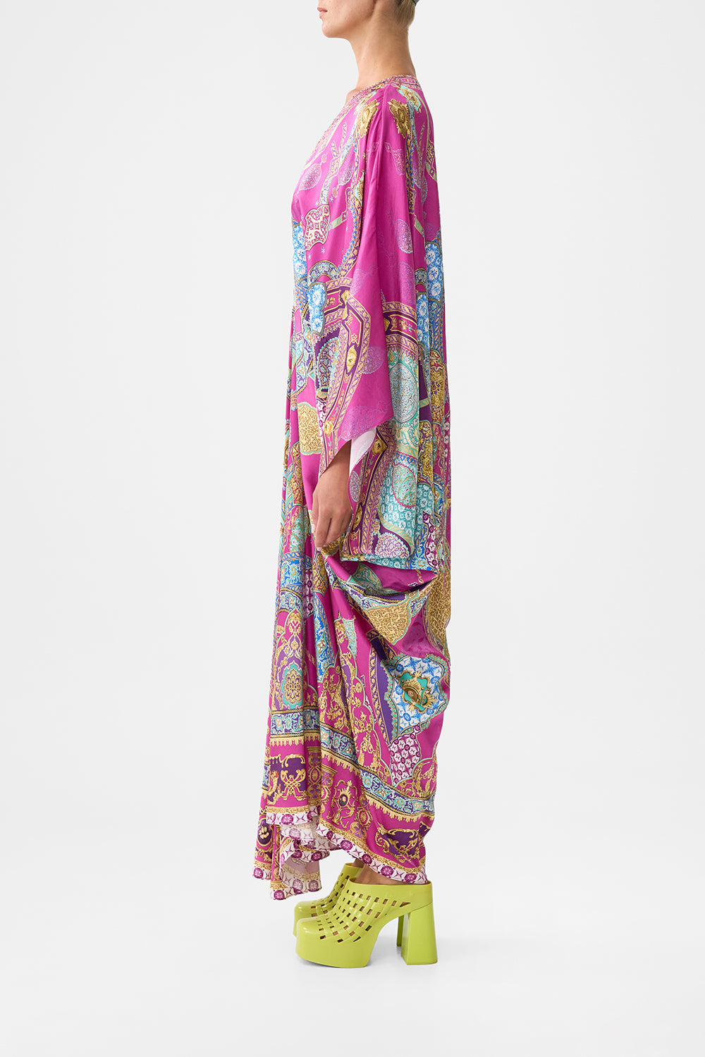 T SHAPE LONG KAFTAN CONCUBINES, SULTANS & COURTIERS