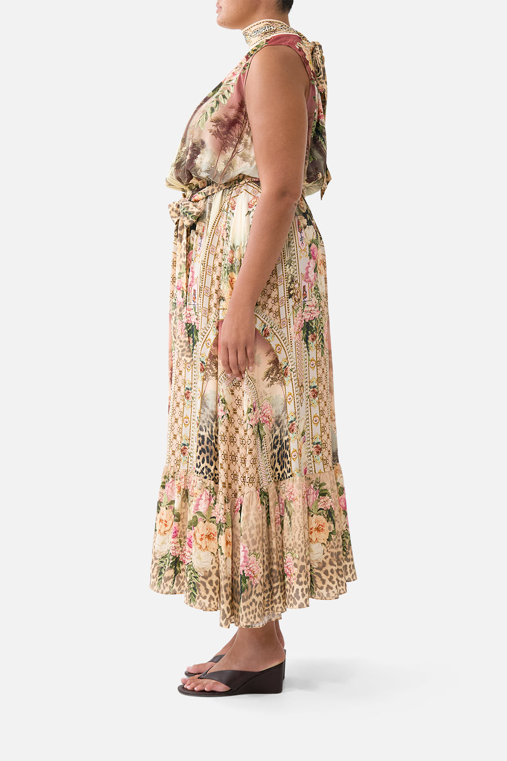 The CAMILLA POCKET SKIRT DRESS ANIMAL ALCHEMY in our  print.