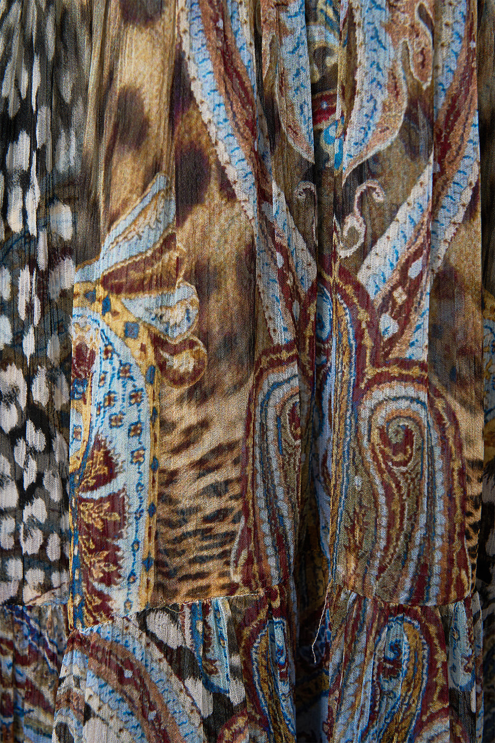 The CAMILLA ROUND NECK GATHERED BLOUSE MY LUCKY STARS in our  print.